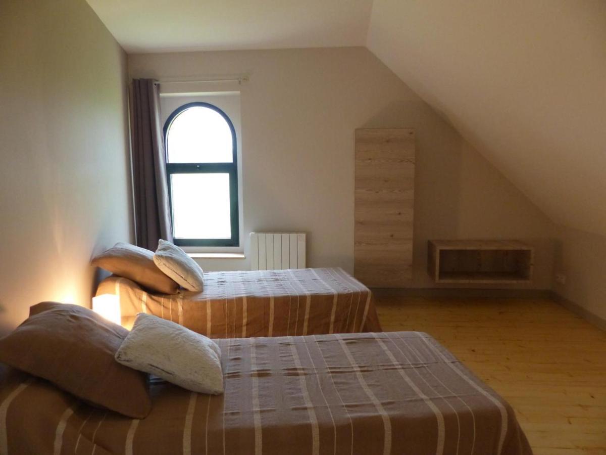 Gite Renove Avec Terrasse, Poele A Bois Et Wifi A Chapeau - Fr-1-489-79 Exterior foto
